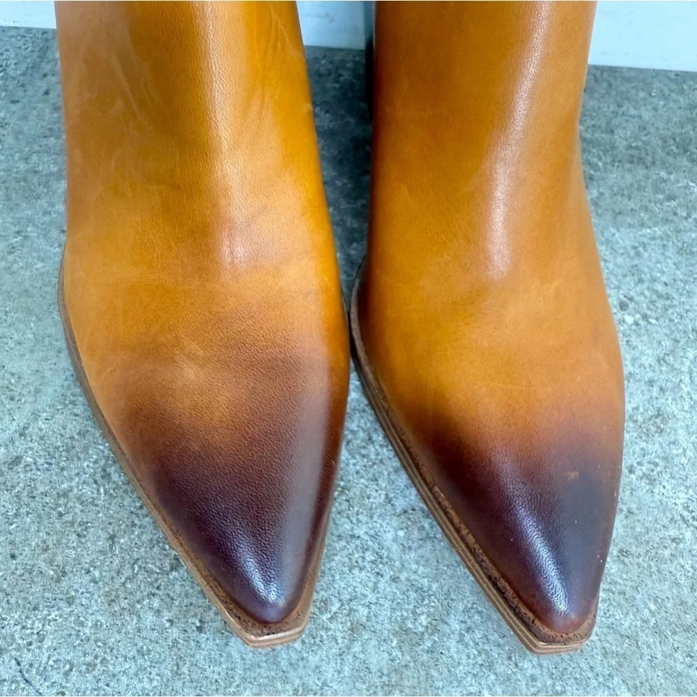 NEW Vince Camuto Gidgeta Burnished Golden Walnut‎ Leather Bootie Women’s Size 12